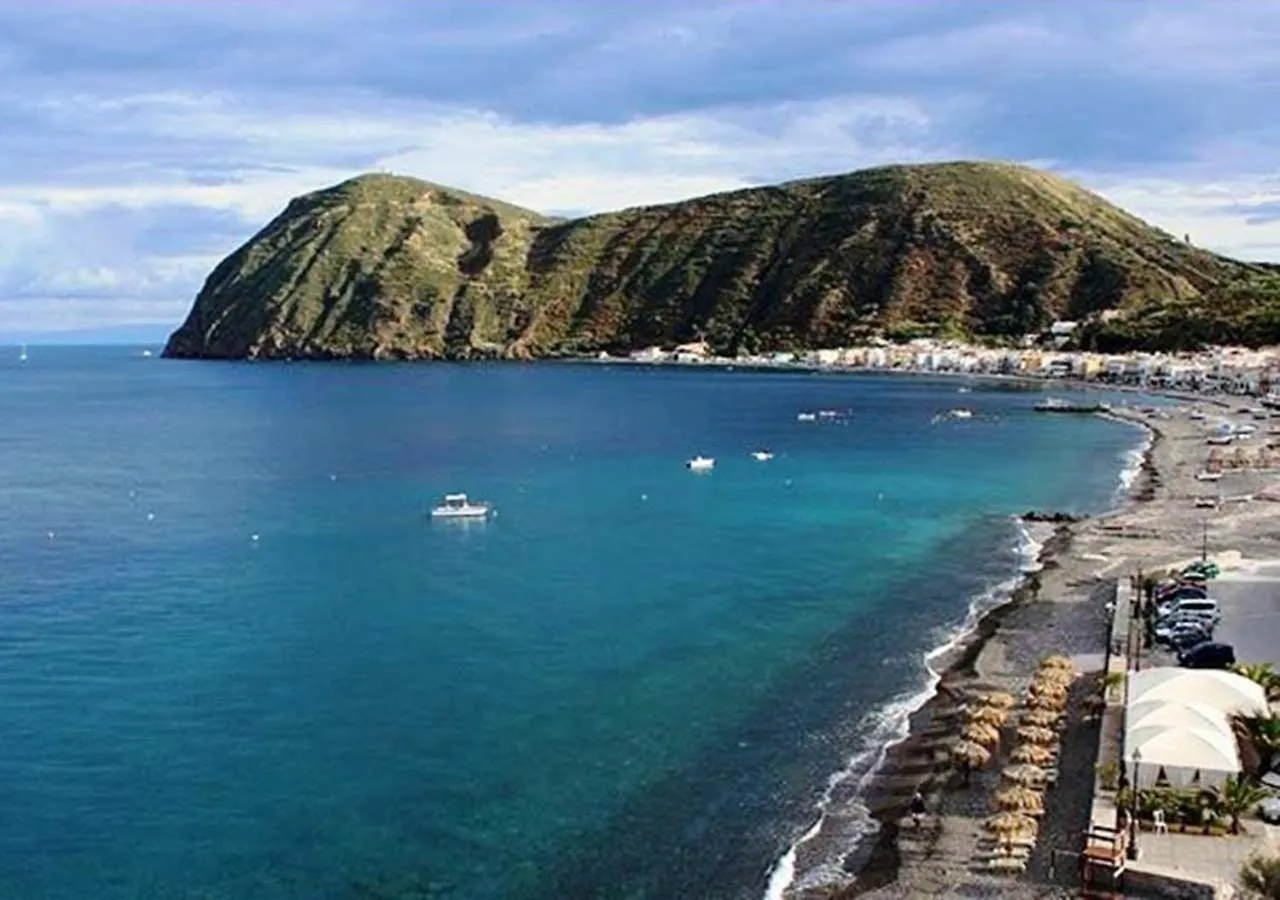 Trilocale 5 Posti Letto A Pochi Passi Dal Mare Daire Lipari